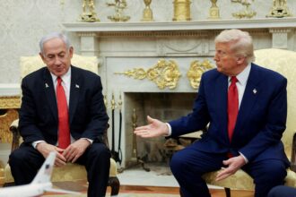2025 05 14T175636Z 306551246 RC26 3 RTRMADP 3 USA TRUMP GULF ISRAEL