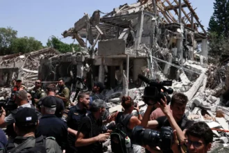 israel tel aviv airstrike june 2025 menahem kahana afp.jpg