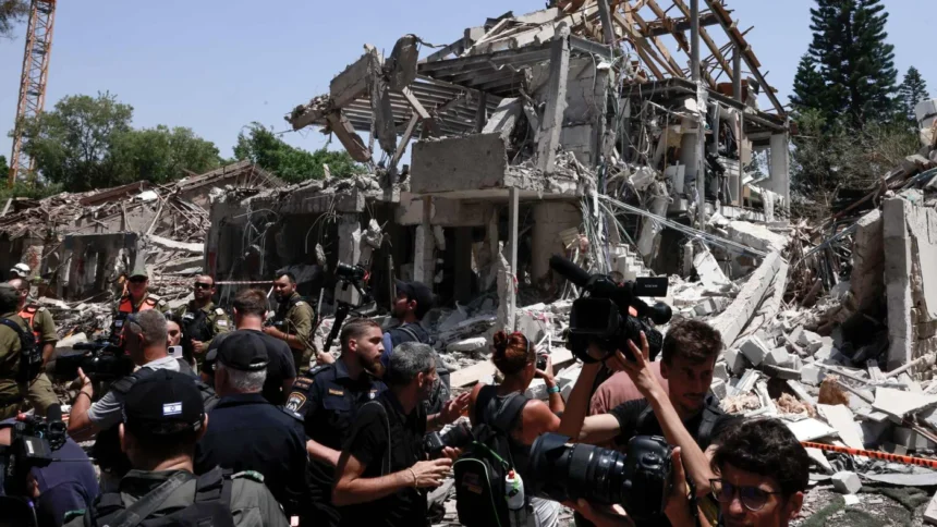 israel tel aviv airstrike june 2025 menahem kahana afp.jpg